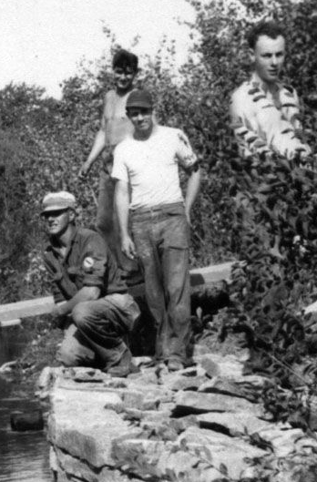 {The Rite Stuff} Heavyweight 9 oz. Loopwheel Tee (Ecru)