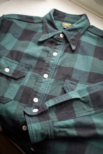 {Now Shipping} Icebreaker Buffalo Plaid 11 oz. Heavyweight Flannel Work Shirt (Green)