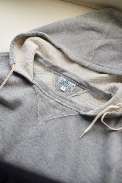 {The Rite Stuff} Titan 11 oz. Loopwheel Double-V Afterhood Sweatshirt (Heather Grey)