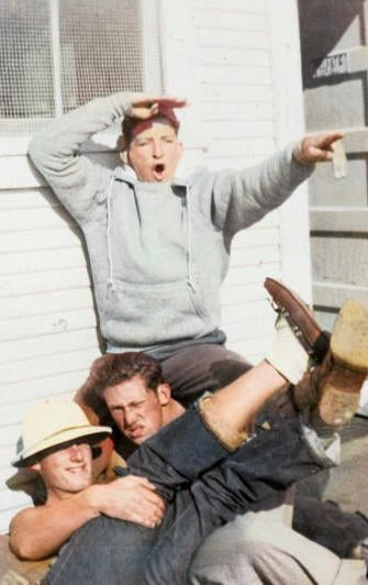 {The Rite Stuff} Titan 11 oz. Loopwheel Double-V Afterhood Sweatshirt (Garment-dyed Blue)