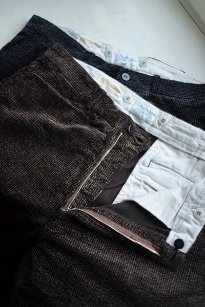 {Pre-order for Dec. '26} Arkham 'Tweeduroy' 7.5-wale Discharge-printed Corduroy Trousers (Brown)