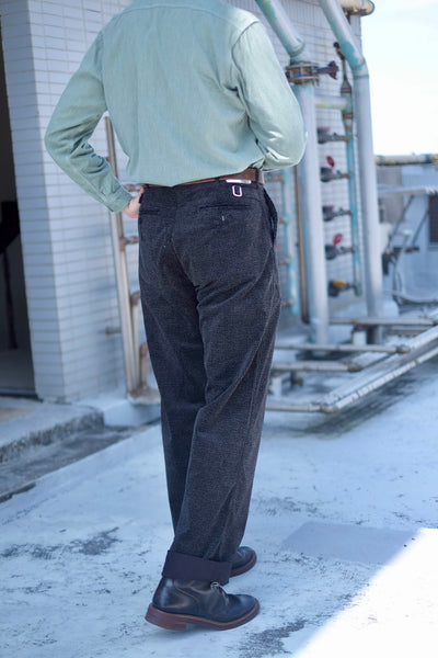 {Pre-order for Dec. '26} Arkham 'Tweeduroy' 7.5-wale Discharge-printed Corduroy Trousers (Black)
