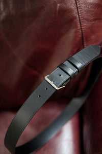 {The Rite Stuff x Codina Leather} Peerless Early-1930s-style Vintage Buckle Edge-creased Belt (Ink Black)