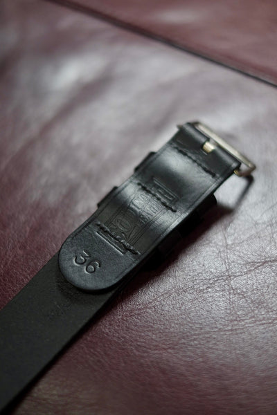 {The Rite Stuff x Codina Leather} Peerless Early-1930s-style Vintage Buckle Edge-creased Belt (Ink Black)